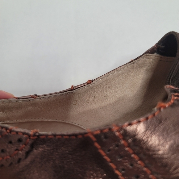 AllBlack Bronze Brown Leather Button Accent Art To Wear Slip On Shoe - Picture 5 of 9